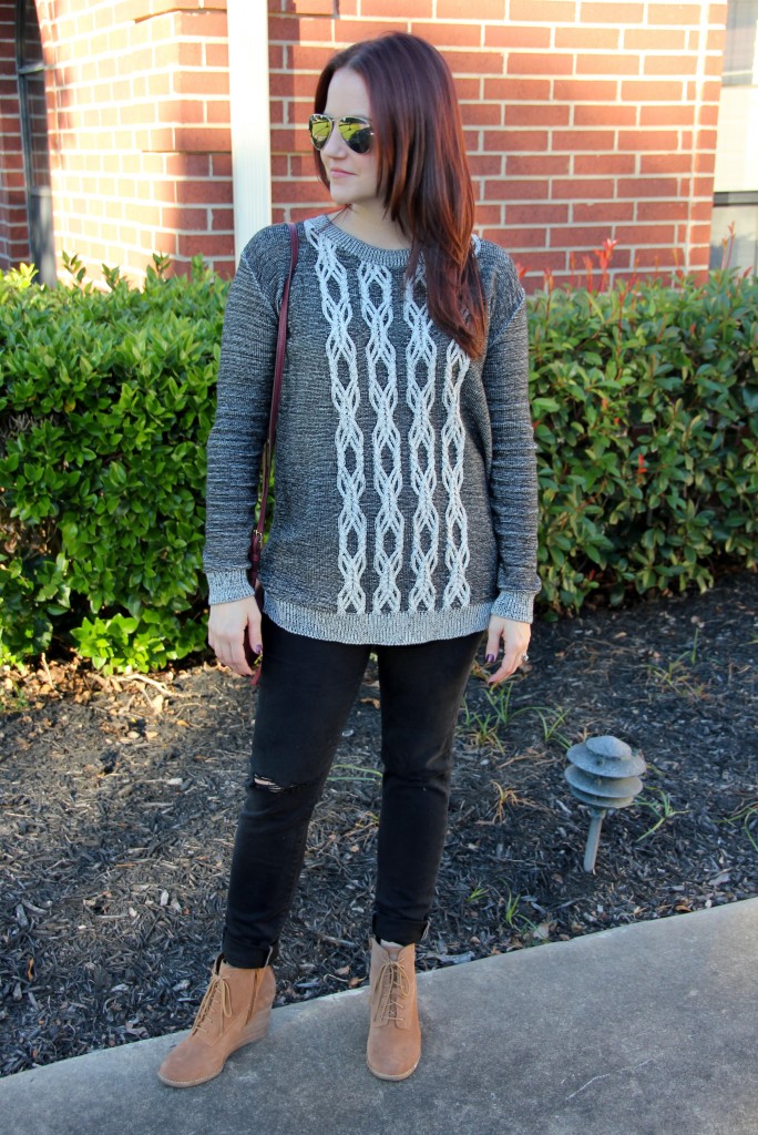 Casual Winter Sweater with Skinny jeans and booties