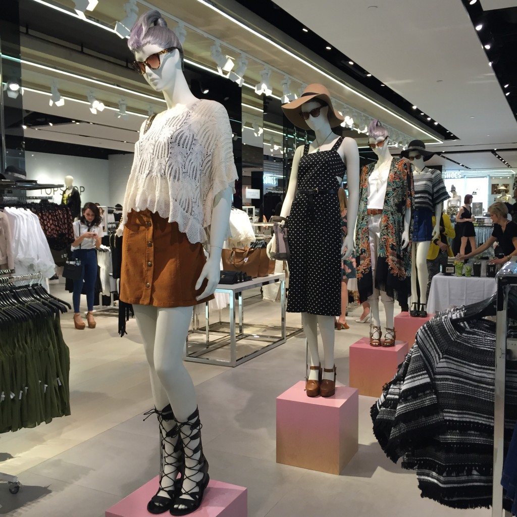 Topshop/Topman Store in Houston Galleria | Lady in Violet