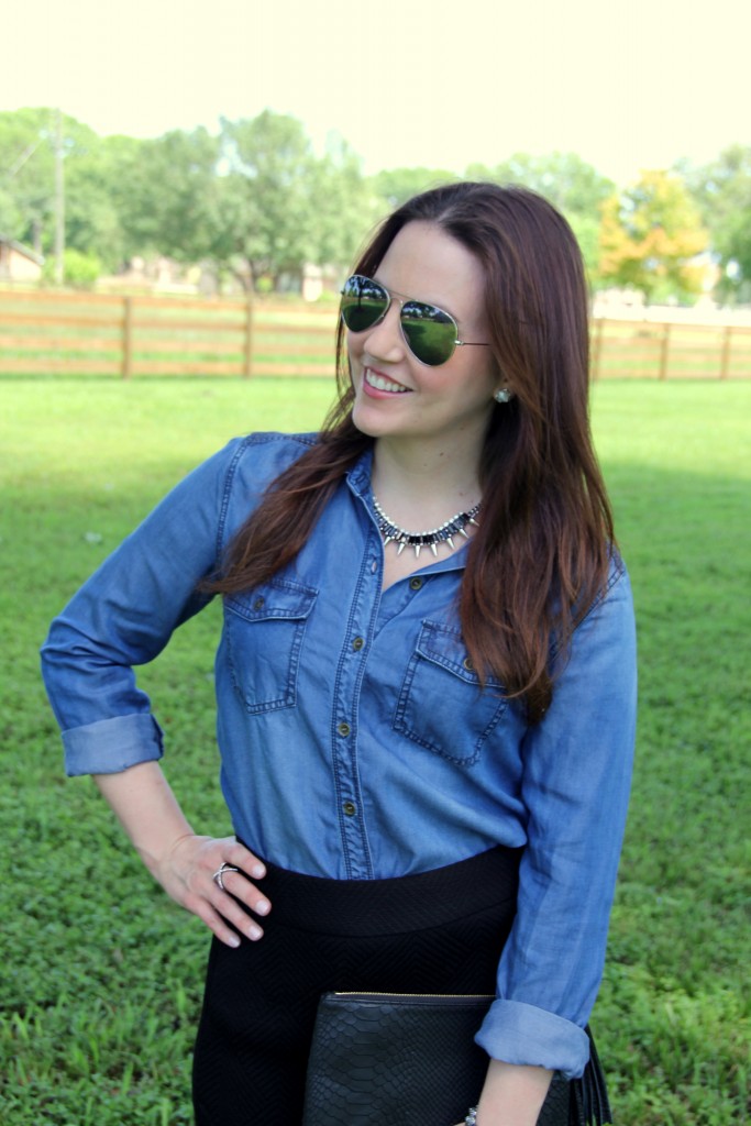 Work Outfit Idea - Chambray Shirt and Black Pencil Skirt | Lady in Violet