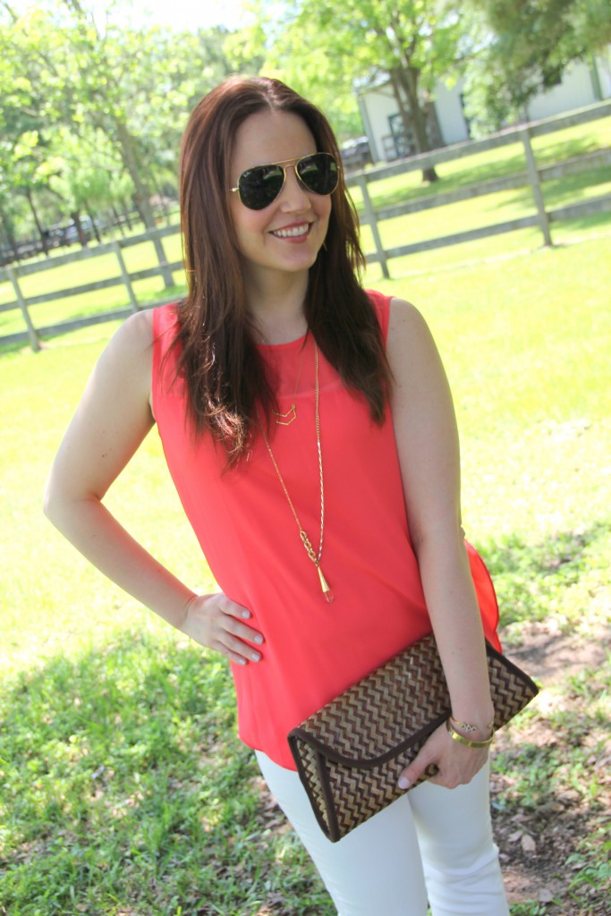 Weekend Outfit Idea - Coral Sleeveless blouse, white denim and sandals | Lady in Violet