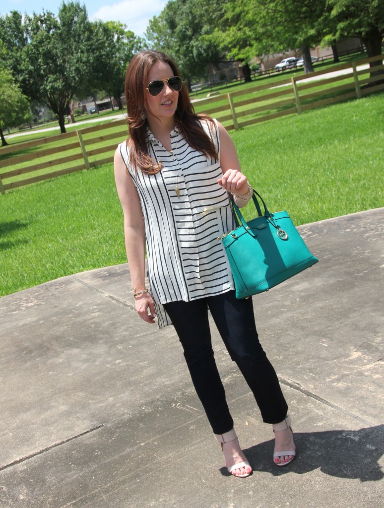 Outfit Idea - Striped Sleeveless Blouse and Skinny Jeans | Lady in Violet