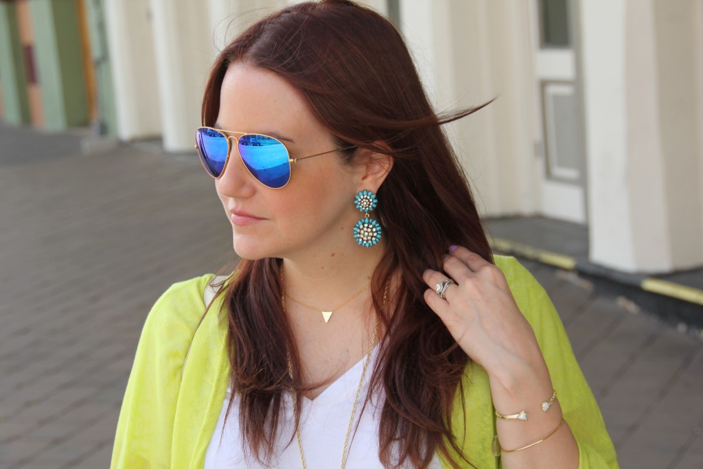 Baublebar Dandelion Earrings and Mirrored Ray Bans | Lady in Violet