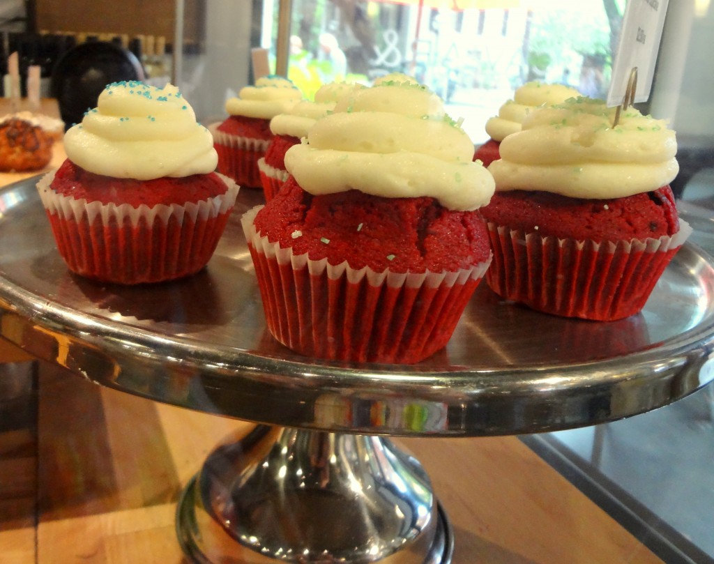Red Velvet Cupcakes at Caviar & Bananas | Lady in Violet