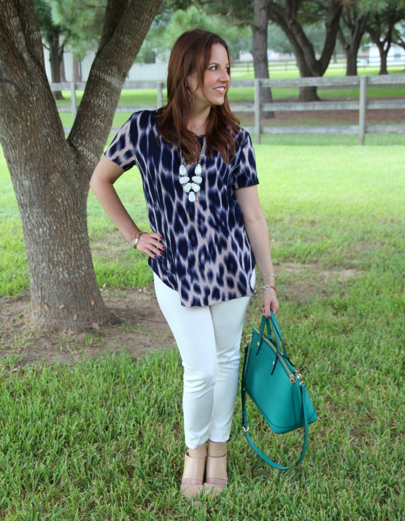 Short-sleeve top and white denim for Spring Style | Lady in Violet