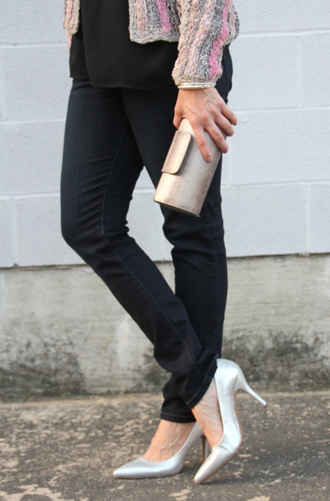 Dark Skinny Jeans with Silver Pumps | Lady in Violet