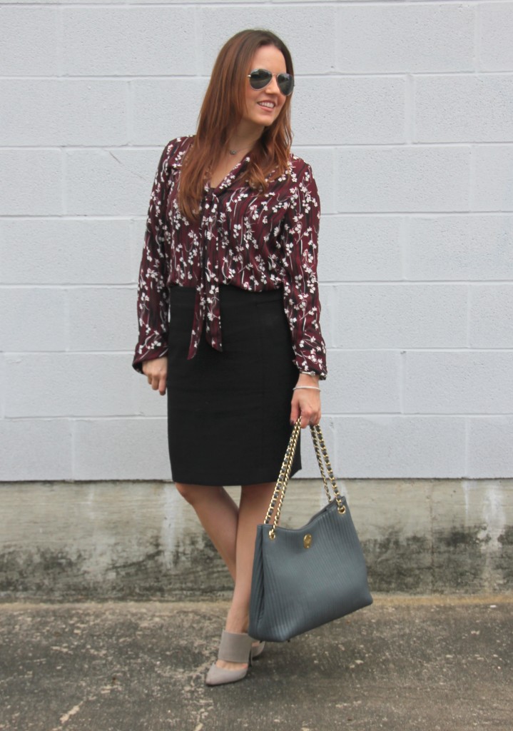 Office Style - Floral Print Blouse, Pencil Skirt | Lady in Violet