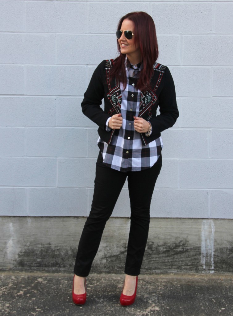 Fall Outfit Idea - Skinny Jeans and Plaid Top | Lady in Violet