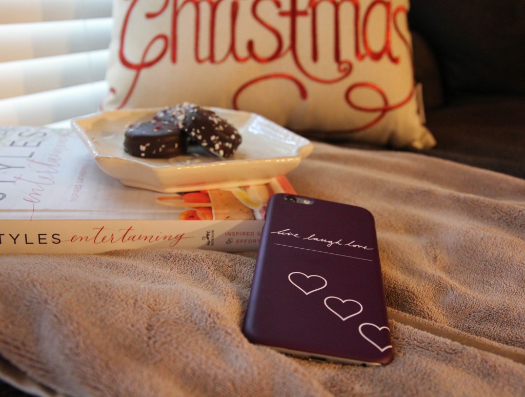 CaseApp iPhone case and Christmas cookies | Lady in Violet