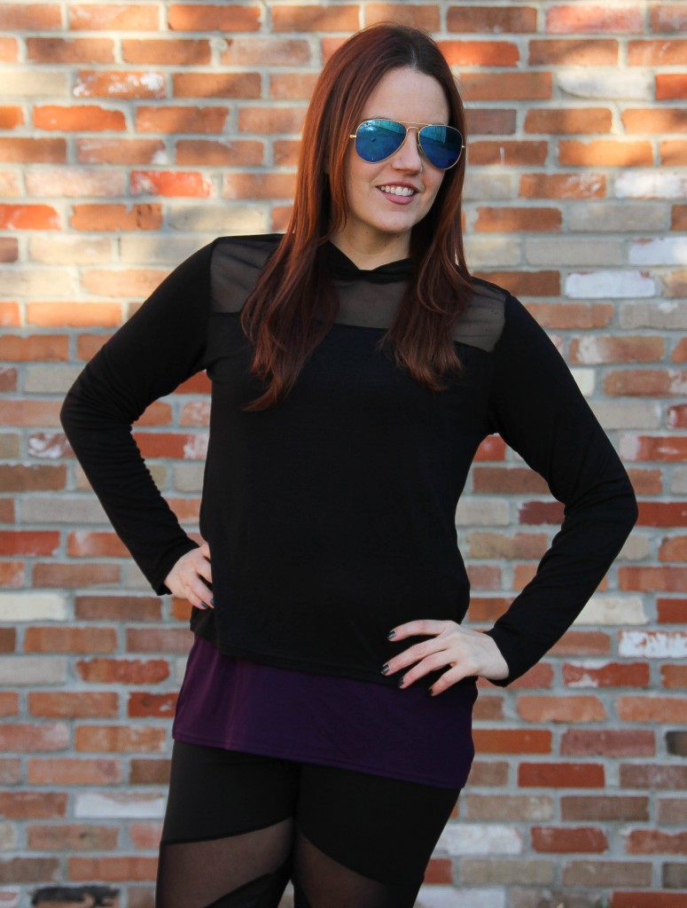 Black hoodie for working out and rayban aviators | Lady in Violet