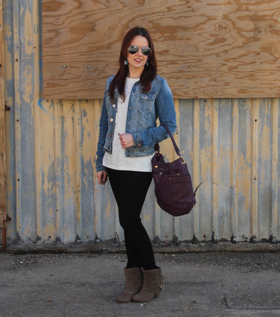 weekend casual outfit idea | Lady in Violet