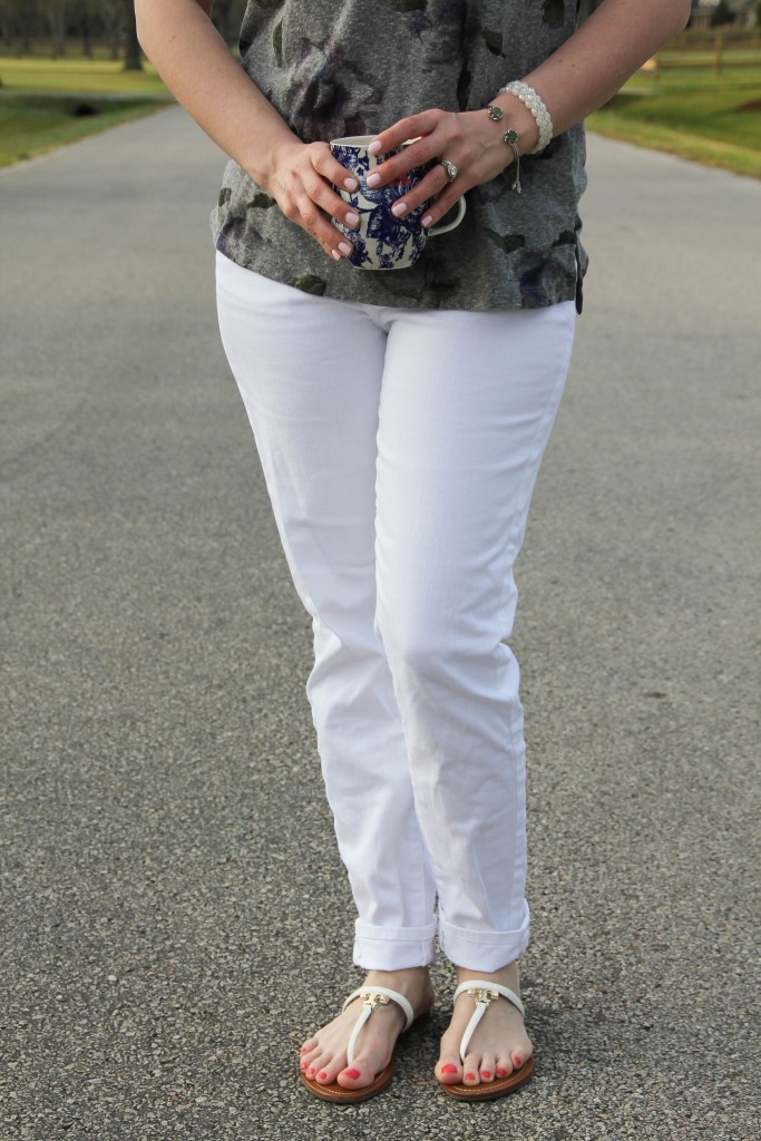 lucky brand sienna jeans and tory burch t logo sandals