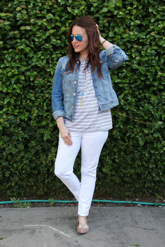 weekend casual outfit - striped tee and white jeans