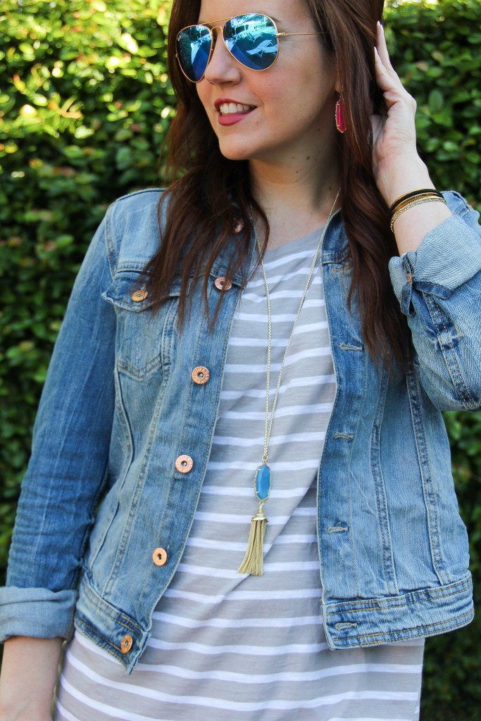 blue mirrored aviators, gray striped tee with denim jacket and kendra scott