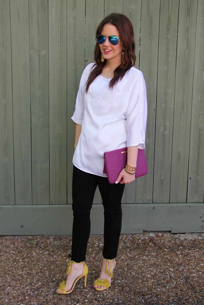 spring outfit inspiration - neutral outfit with pops of color