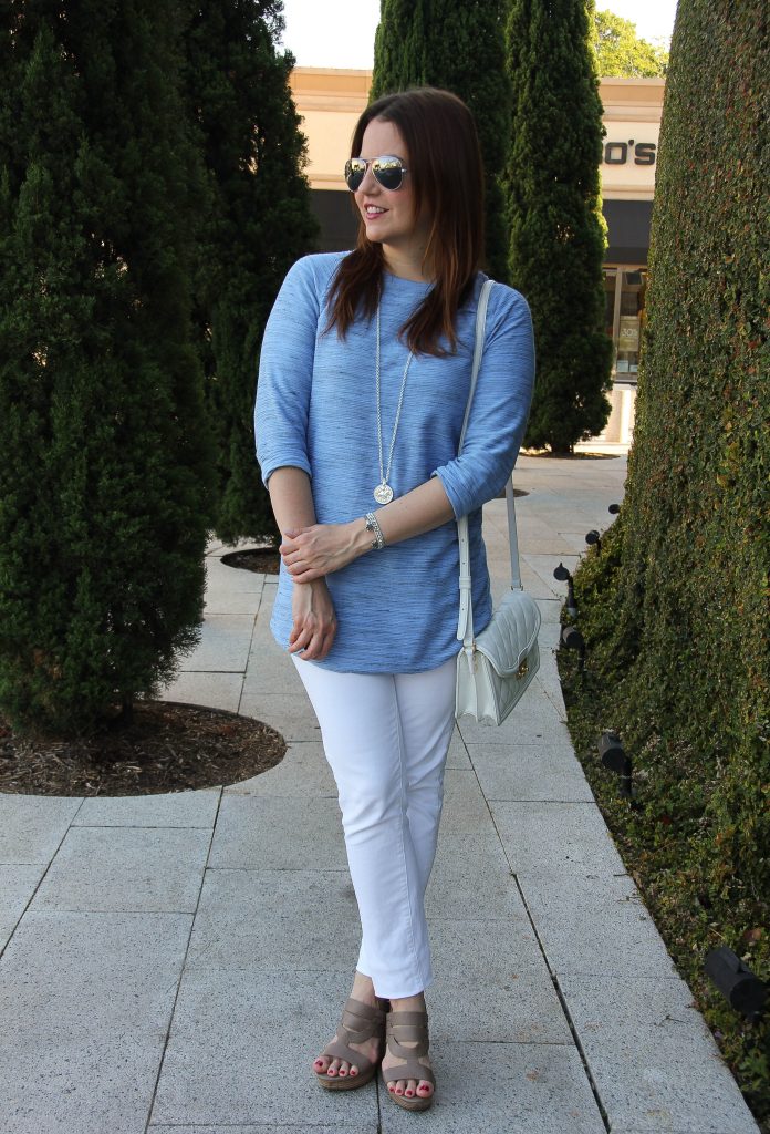 Spring Outfit - blue tunic and white jeans