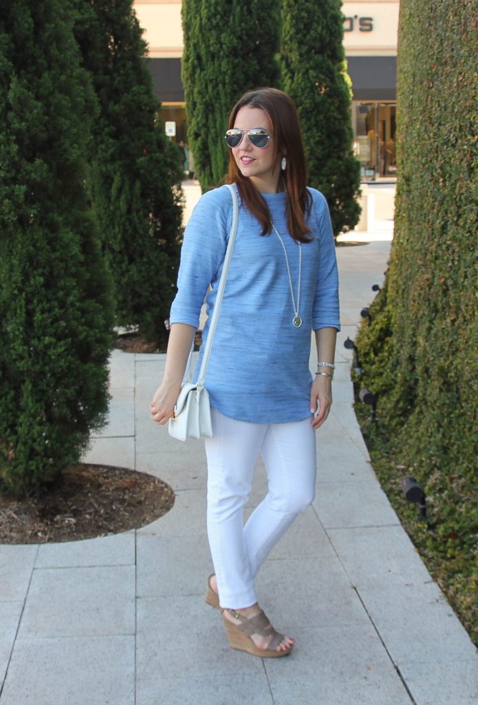 dressed up casual outfit with tunic, jeans, wedges