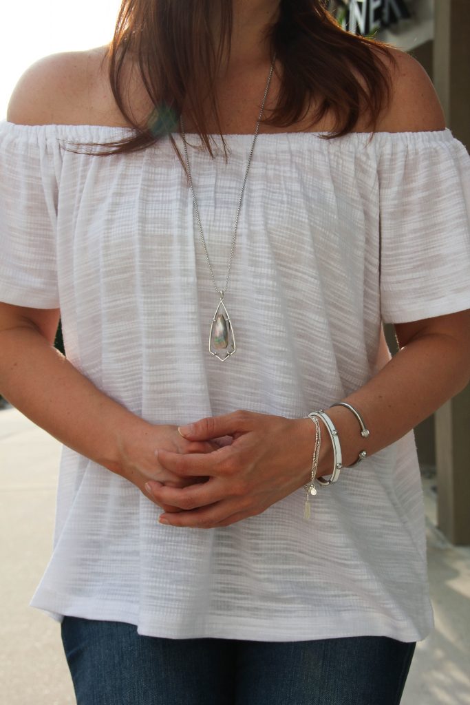 LOVE this off the shoulder top paired with Kendra scott silver necklace and gorjana henri bendel bracelets