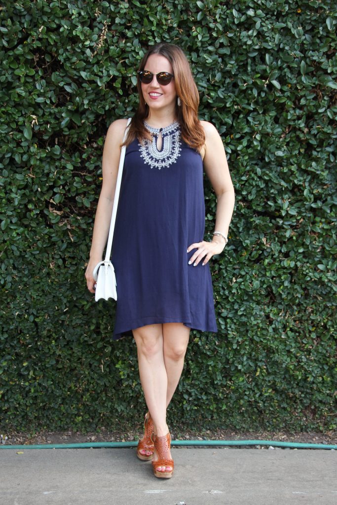 semi dressy 4th of July outfit - navy and white dress