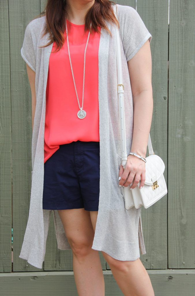 cute summer outfit idea with shorts