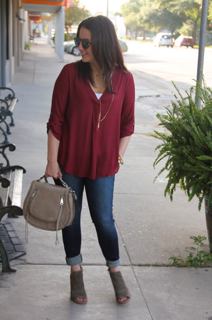 maroon blouse outfit dark skinny jeans peeptoe booties