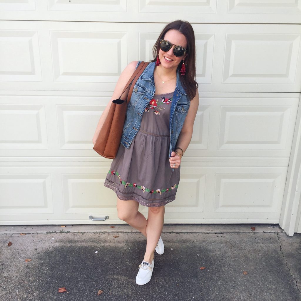 summer weekend outfit - dress and denim vest