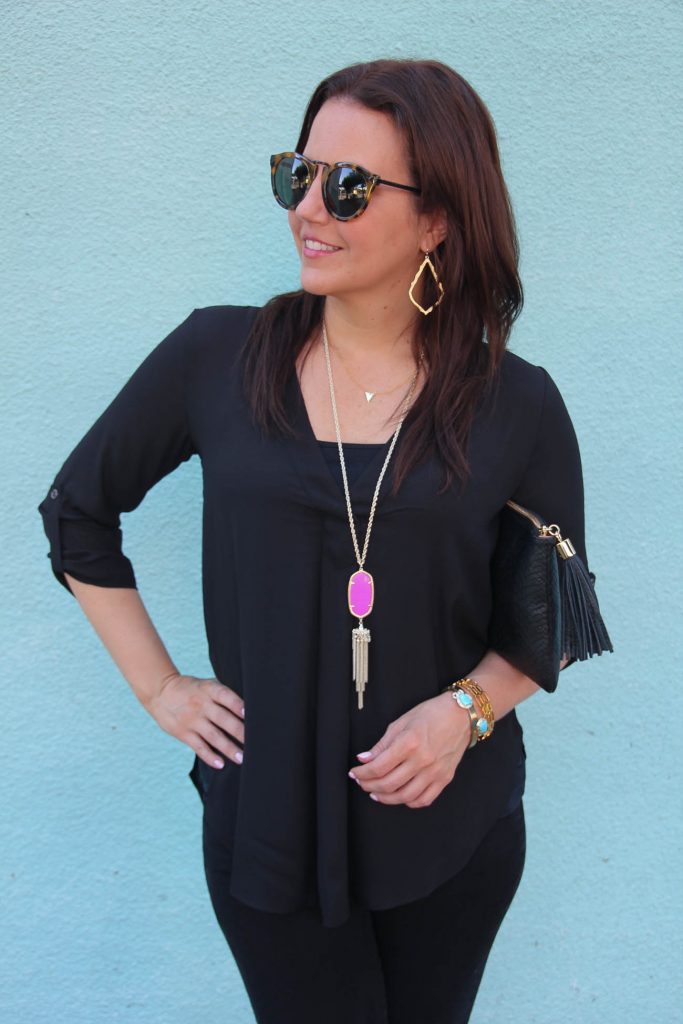 Texas Blogger, Lady in Violet wearing Kendra Scott Rayne necklace in Magenta and Sophie Drop earrings