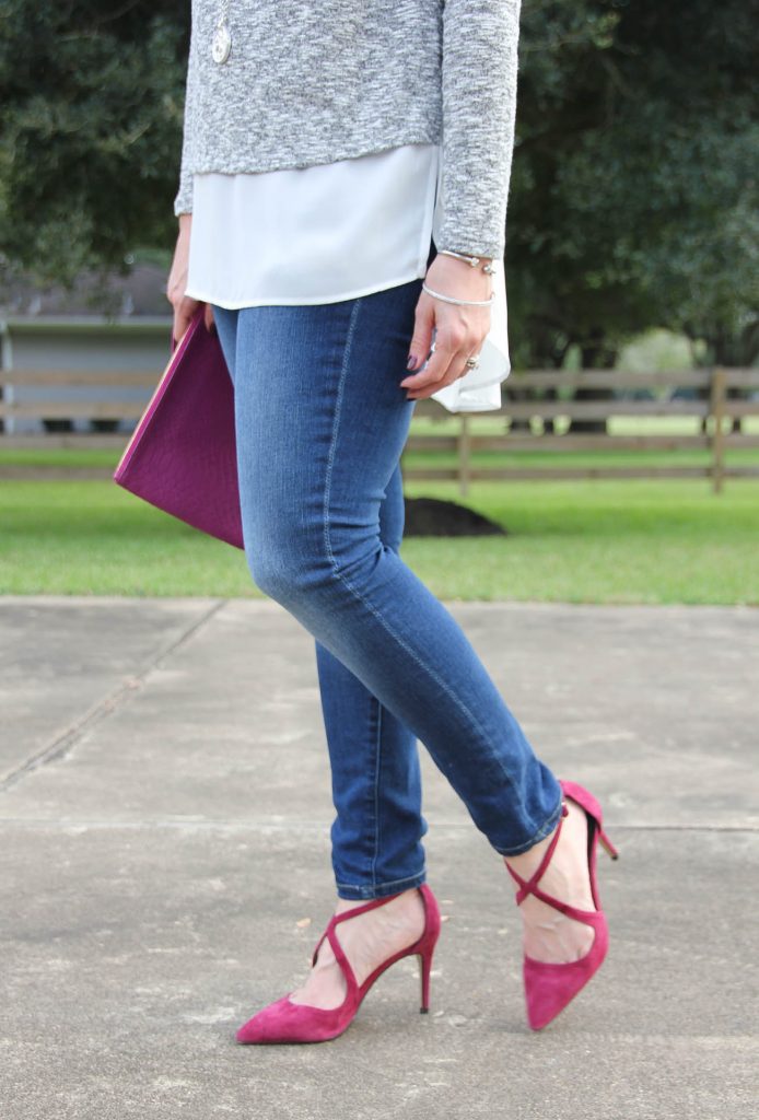 Houston Fashion Blogger wears burgundy heels and distressed jeans for fall style.