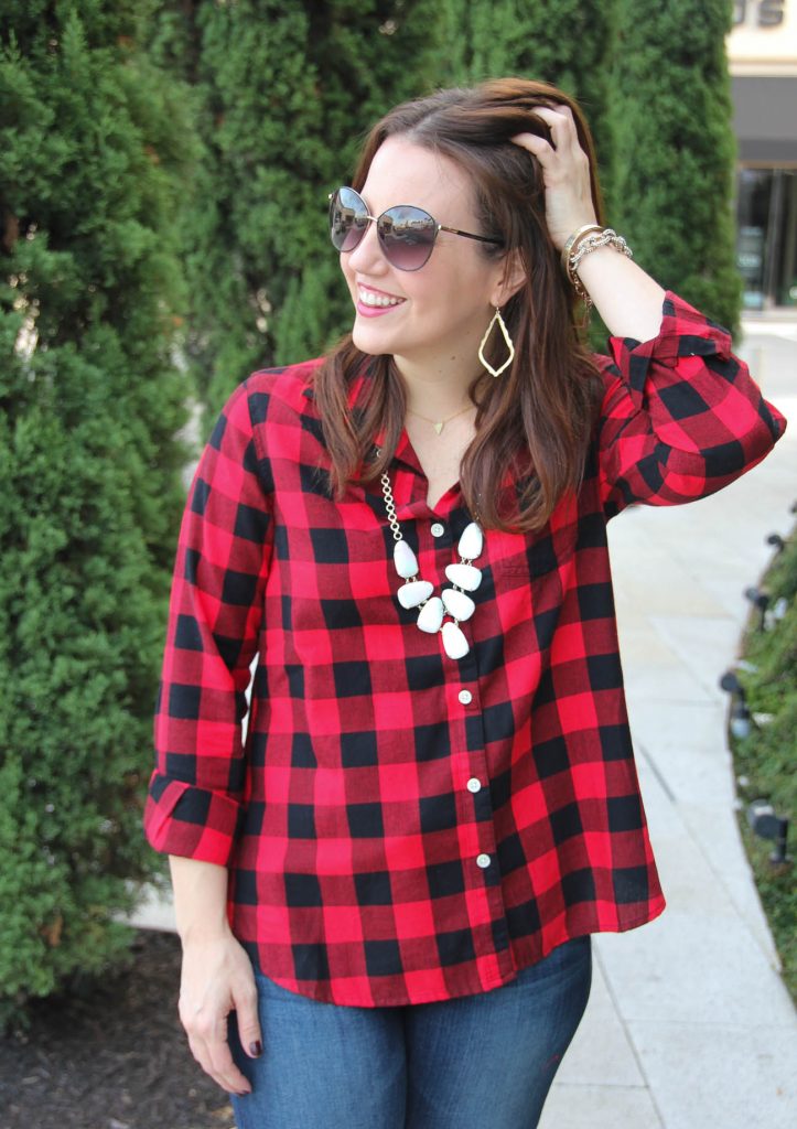 LadyinViolet wears the Kendra Scott Harlie Necklace and an Old Navy Classic Flannel shirt in buffalo plaid.