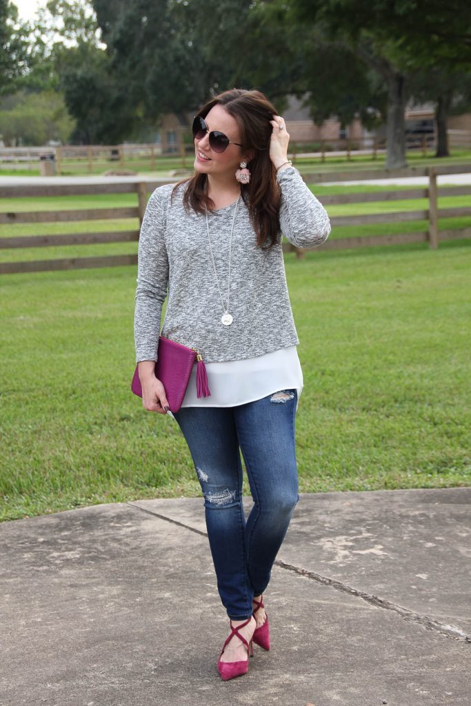 Houston Fashion Blogger wears a casual weekend outfit with distressed jeans and heels.