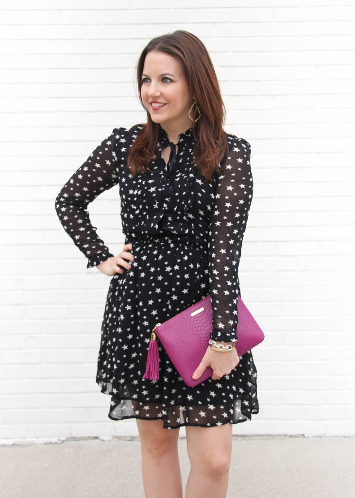 Karen of Lady in Violet wears the Denim Supply star print dress with the Gigi New York clutch in Magenta.