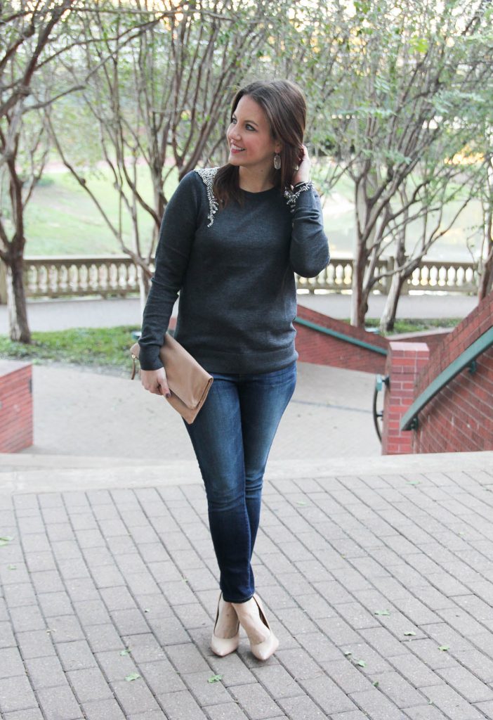 Houston Fashion blogger share a holiday outfit idea for cold weather featuring an embellished sweater with dark skinny jeans. PLUS a list of the best fashion-related black friday sales!