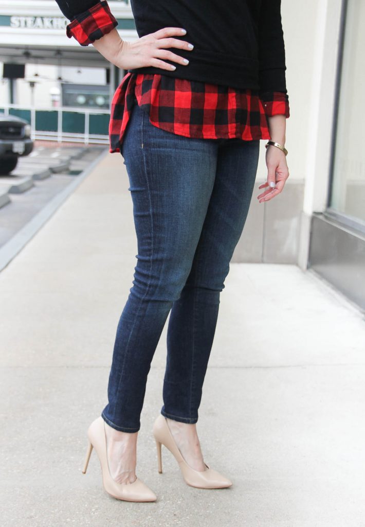 Houston Fashion Blogger styles outfit ideas with skinny jeans for women in winter. Click through for more info.