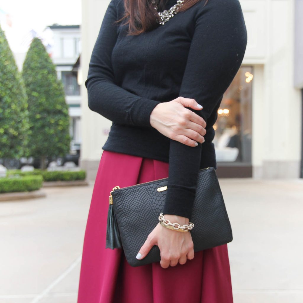 I'm back with my regular Monday morning outfit post from the weekend 😅🤣  this time, my outfit showcases the Valisette Souple BB and the monogram  Star Trail Ankle Boots! Happy Monday, loves!! 