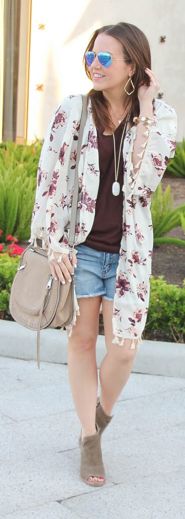 Casual Summer Outfit | Distressed Shorts | Floral Kimono | Boho Chic Style | Lady in Violet | Houston Fashion Blogger
