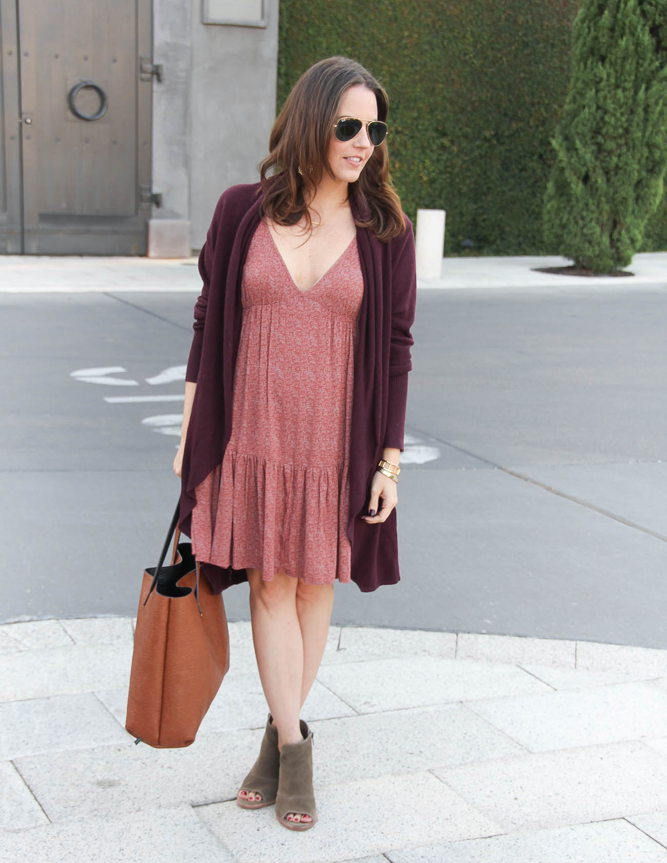 Closet Fashionista: {outfit} Transitioning to Fall with Layered