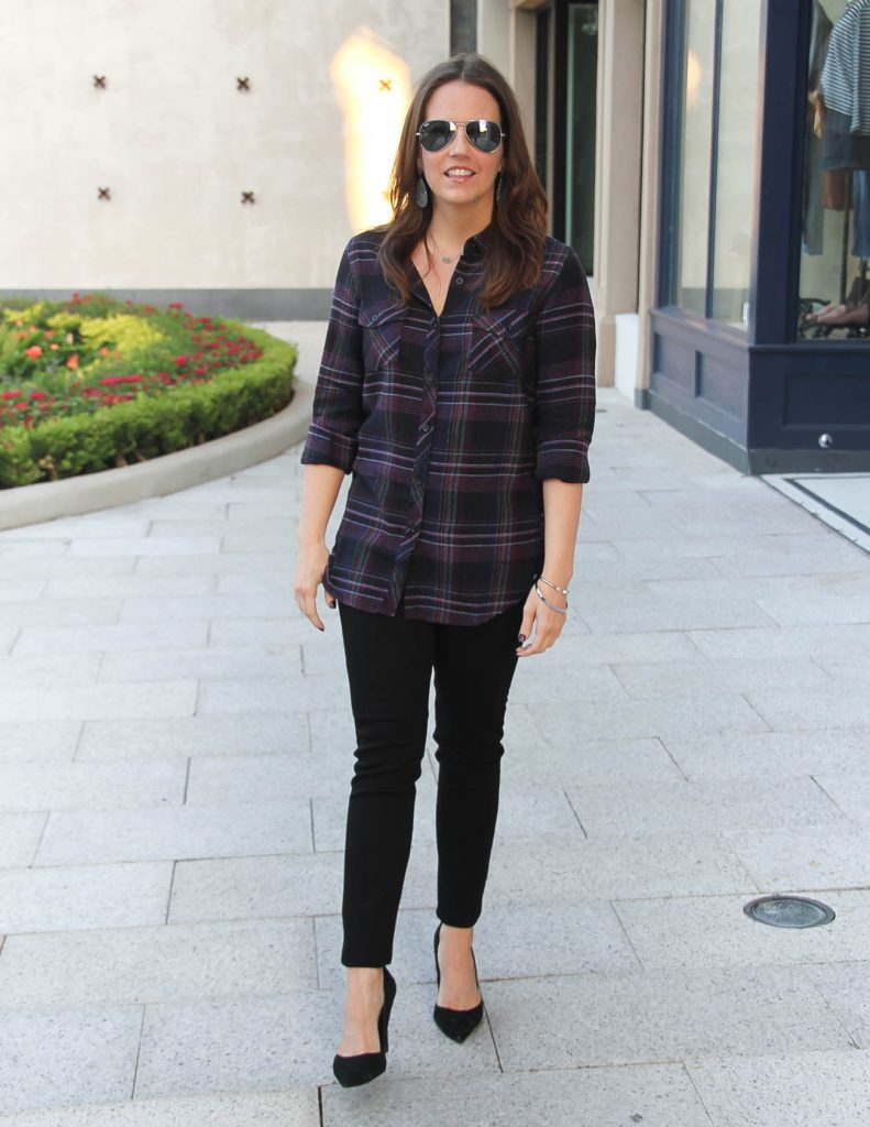 Fall Outfit Idea | Black Plaid Shirt | Hudson Skinny Jeans | Lady in Violet | Houston Blogger