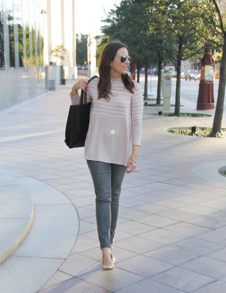 Fall Outfit | Pink Sweater | Gray Skinny Jeans | Lady in Violet Houston Fashion Blogger