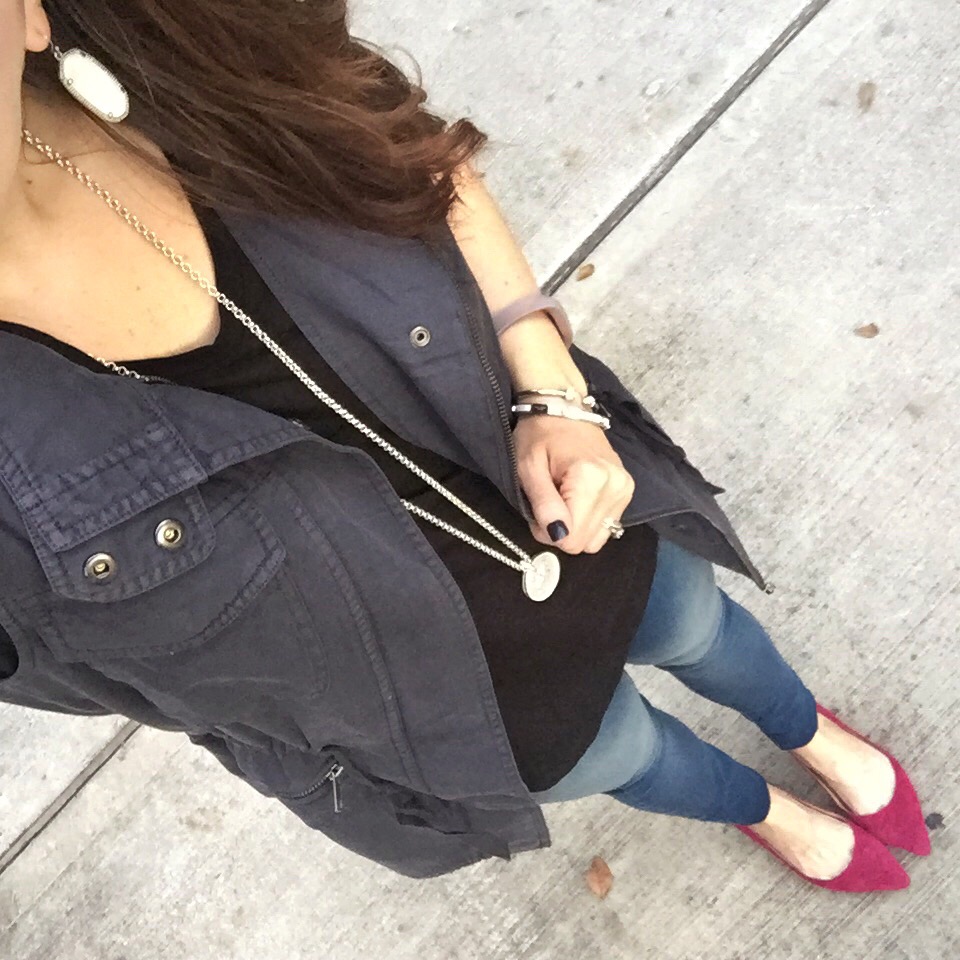 Casual Outfit | Utility Vest | Skinny Jeans | Houston Fashion Blog Lady in Violet