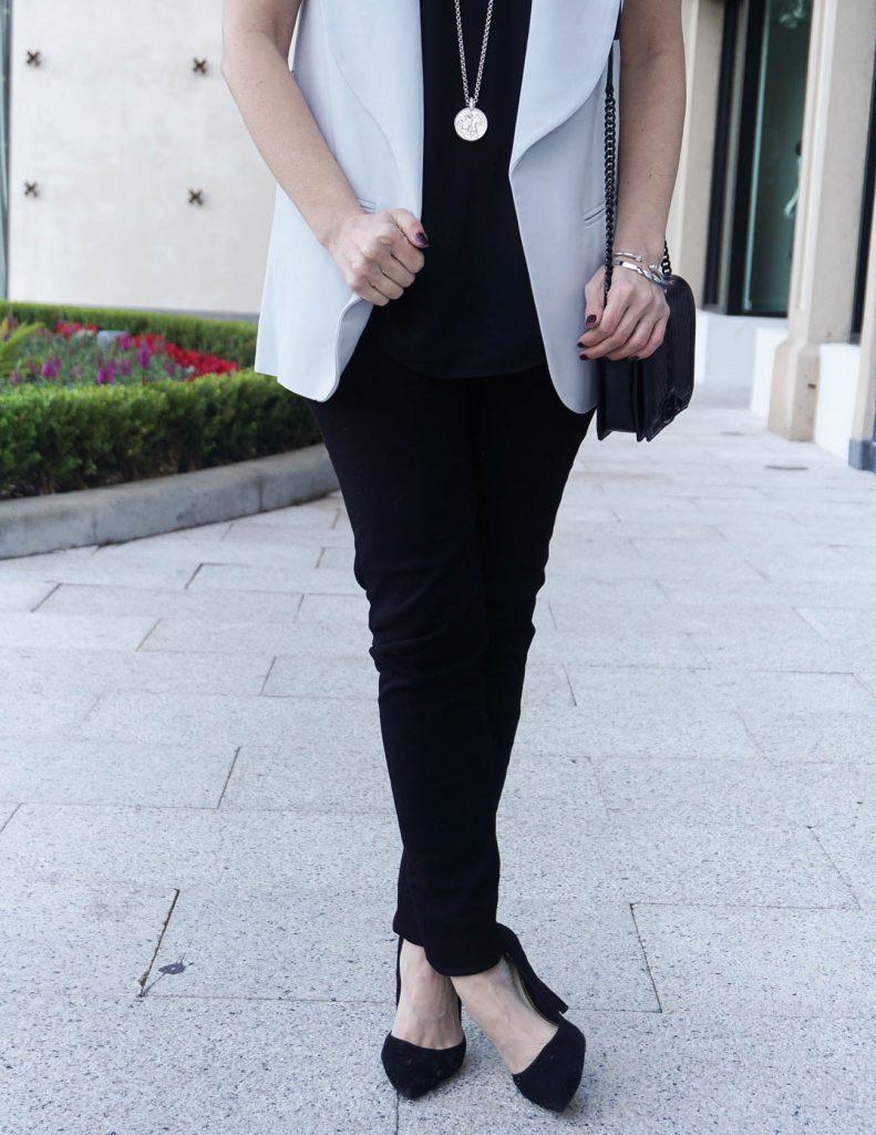 Fall Outfit | Black Skinny Jeans | Dorsay Heels | Houston Fashion Blogger Lady in Violet