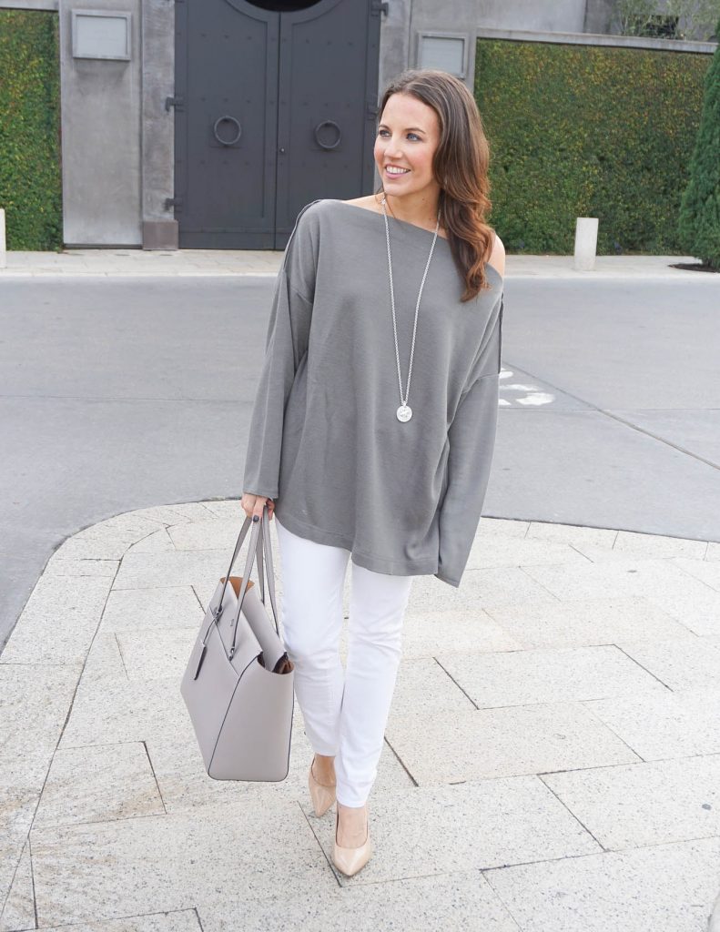 Casual Outfit | Oversized Sweater | Skinny Jeans | Houston Fashion Blogger Lady in Violet