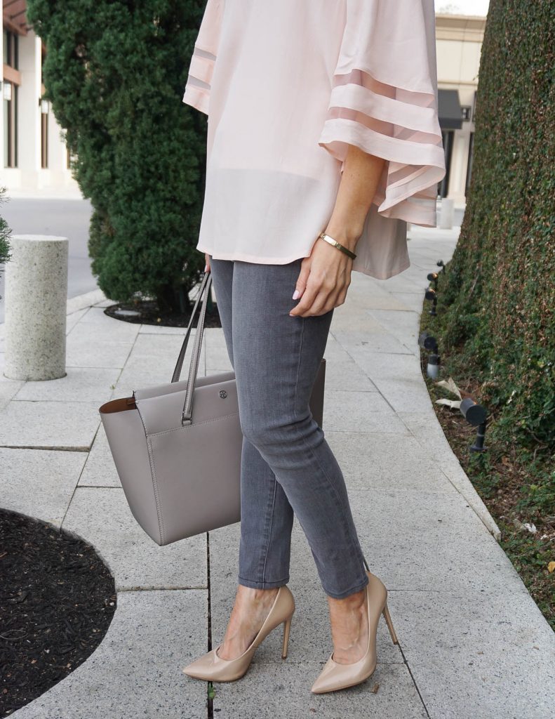 Spring Outfit | Gray Jeans | Tory Burch Tote Bag | Houston Fashion Blogger Lady in Violet