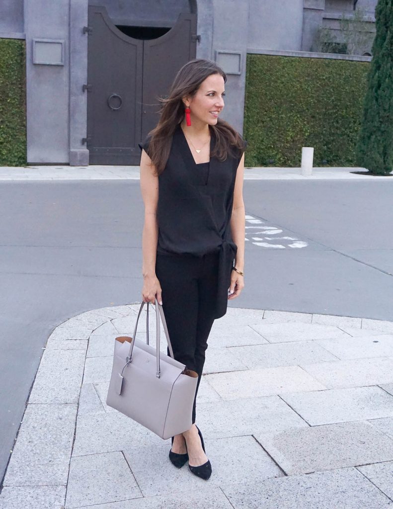 Work Outfit | Black Sleeveless Blouse | Skinny Work Pants | Houston Fashion Blogger Lady in Violet