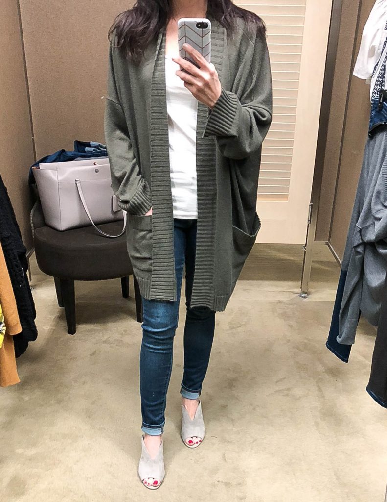 fall fashion | olive green oversized cardigan | gray suede mules | Houston Fashion Blogger Lady in Violet