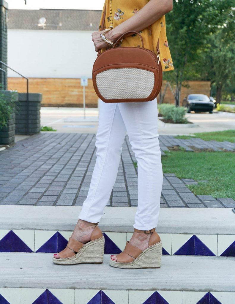 Casual Summer Outfit | White Skinny Jeans | Espadrille Wedges | Houston Fashion Blogger Lady in Violet