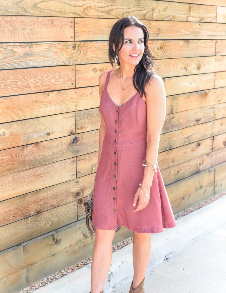 weekend outfit | pink button front dress | kendra scott earrings | Houston Fashion Blogger Lady in Violet