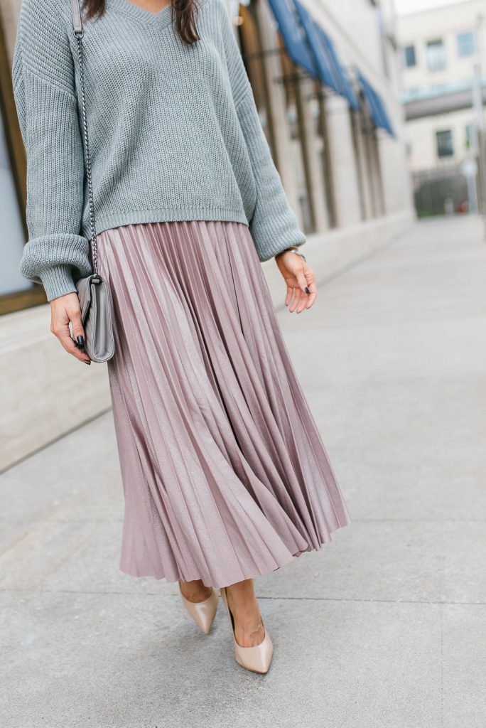 winter outfit | pink pleated midi skirt | gray sweater | Houston Fashion Blogger Lady in Violet