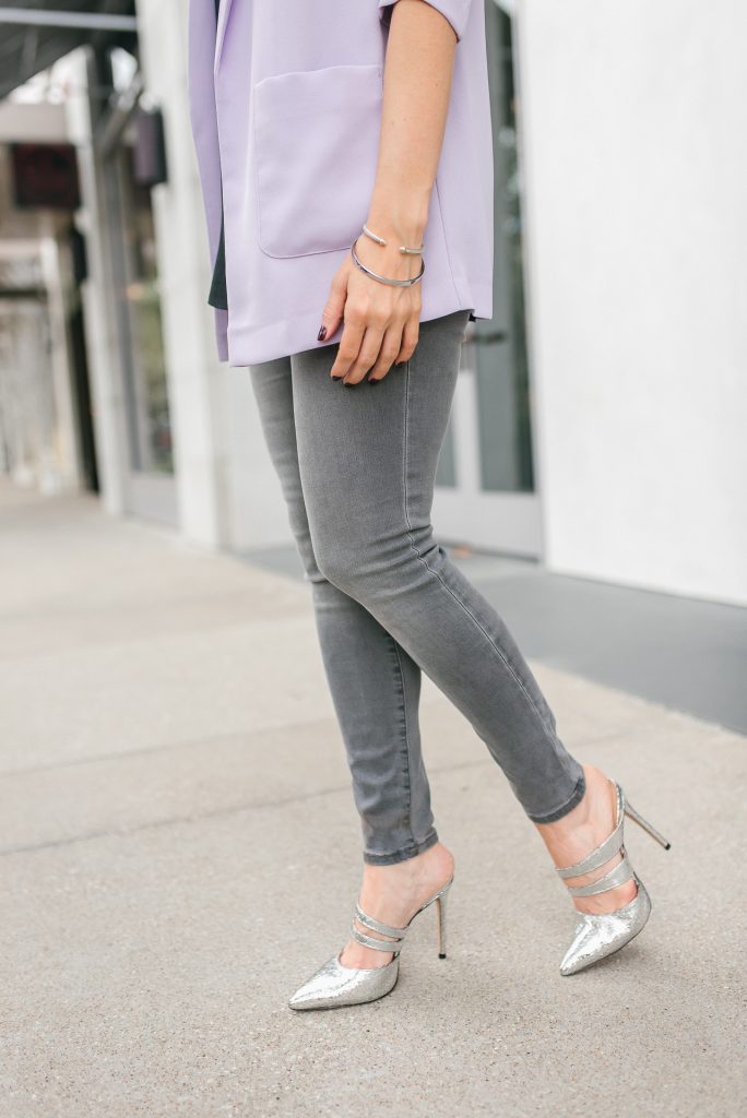 date night outfit | gray skinny jeans | silver metallic heels | Houston Fashion Blogger Lady in Violet