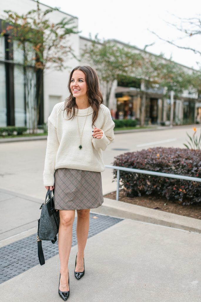 Plaid skirt hot sale work outfit