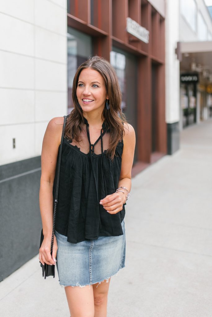 Texas rodeo outfit | western boho top | distressed denim skirt | Houston Fashion Blogger Lady in Violet