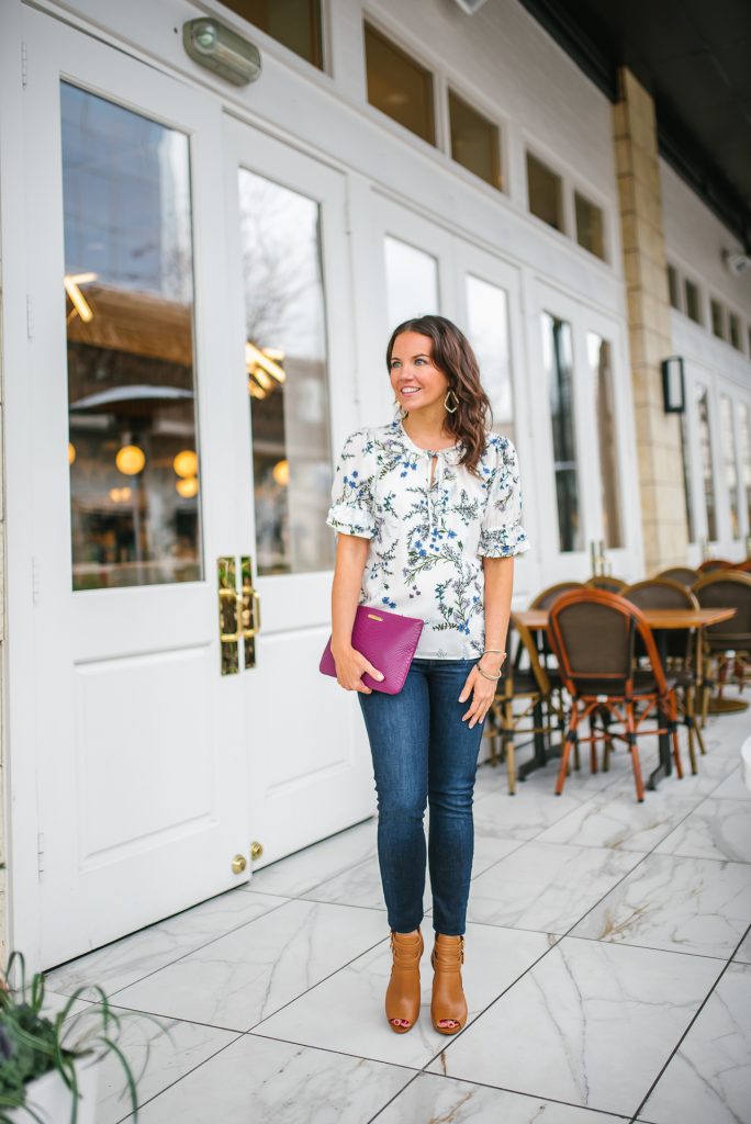 casual spring outfit | floral blouse | blue jeans | Houston Fashion Blogger Lady in Violet